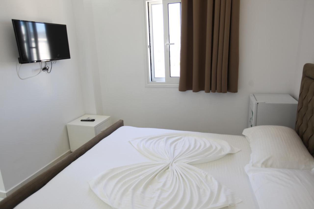 Anna Hotel Ksamil Extérieur photo