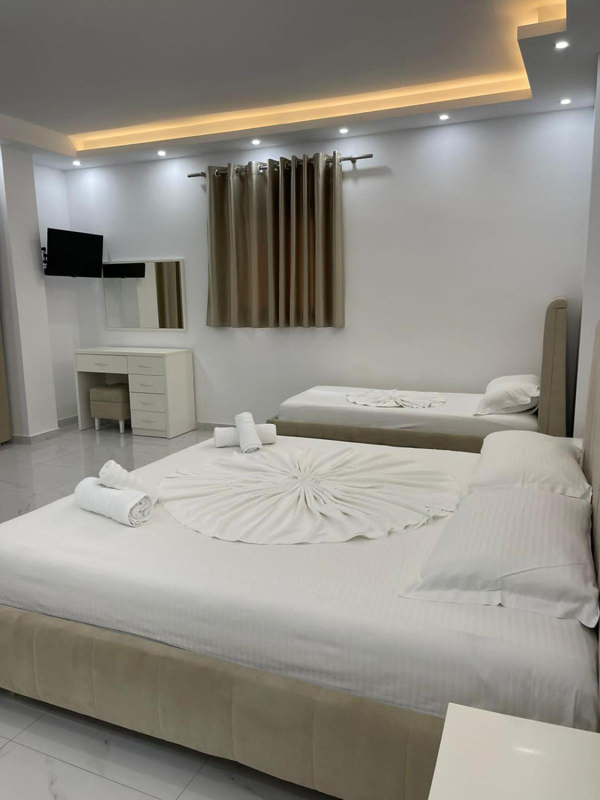 Anna Hotel Ksamil Extérieur photo